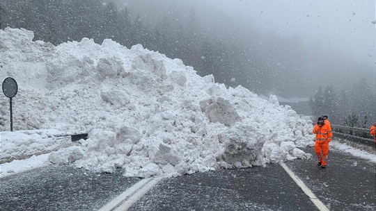  A9 Simplon Rufigrabenbrücke Lawine 